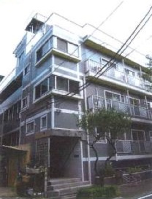 建物外観　陽当たり良好　最上階角部屋