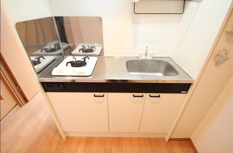 キッチン　家具家電付きのお部屋