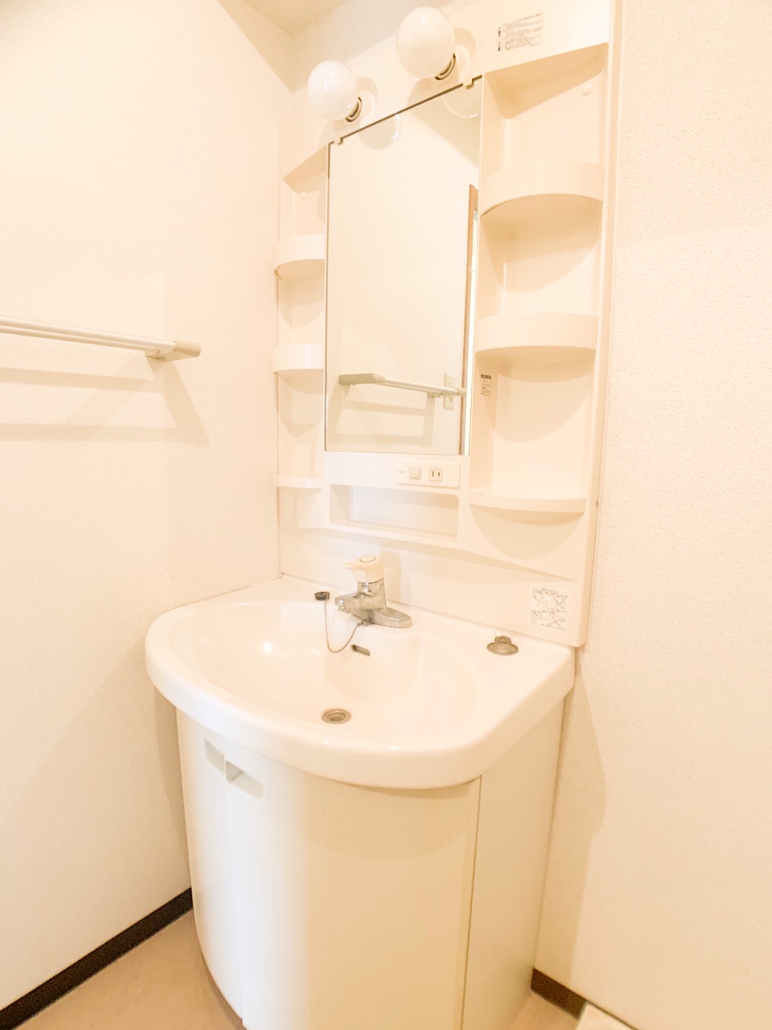 洗面設備　※別号室・参考写真