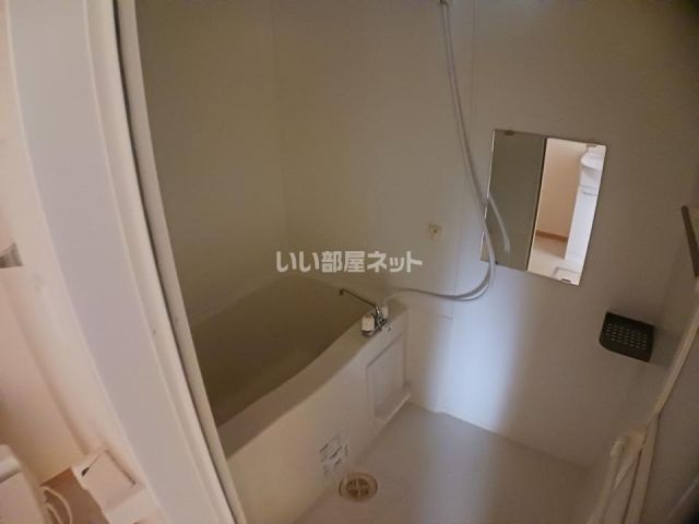 モナリエ表佐の風呂写真