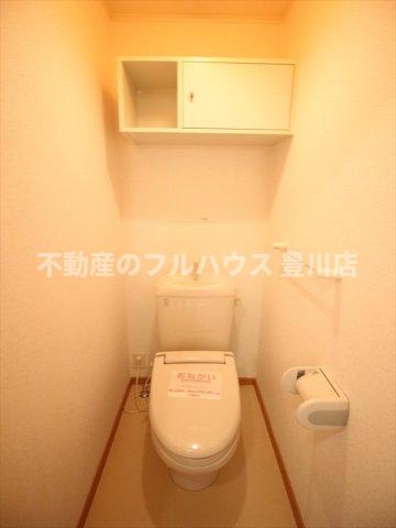トイレ　写真は別室・同型タイプ