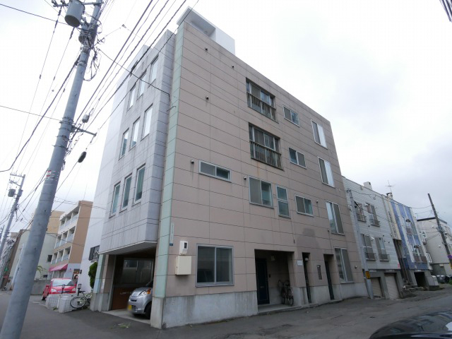北海道札幌市中央区南九条西１３（マンション）の賃貸物件の外観