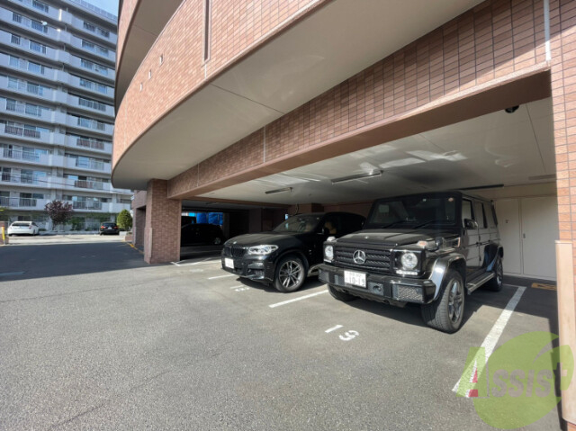 【PRIME URBAN円山北四条の駐車場】