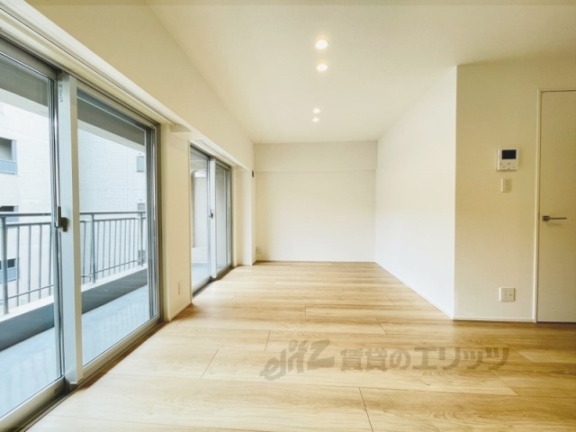 居室・リビング　洋室