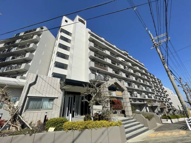 【ライオンズマンション長田ヒルズ2号棟の建物外観】