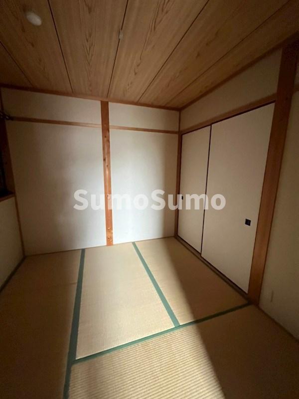 その他部屋・スペース　広くて明るい寝室