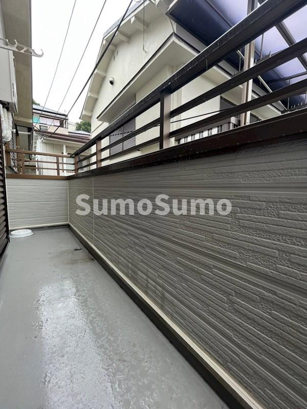 バルコニー　開放的で明るい空間を演出してくれるバルコニーです