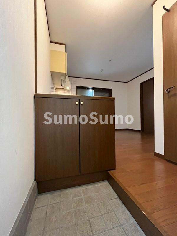 玄関　落ち着いた玄関です