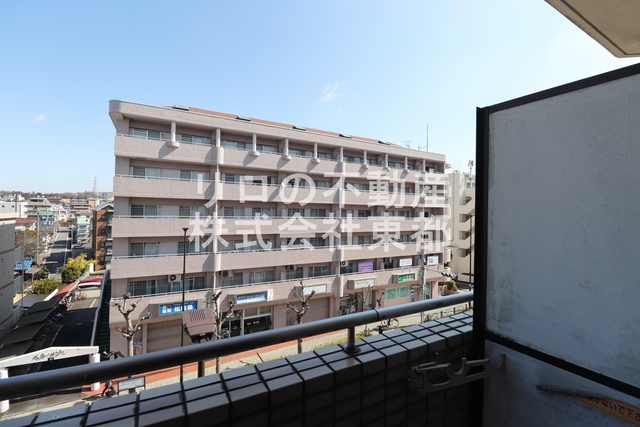 眺望　お部屋からの景色です！圧迫感がないので暮らしやすい♪