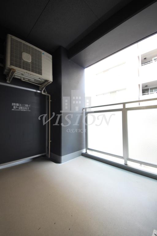 バルコニー　写真は別タイプとなります。