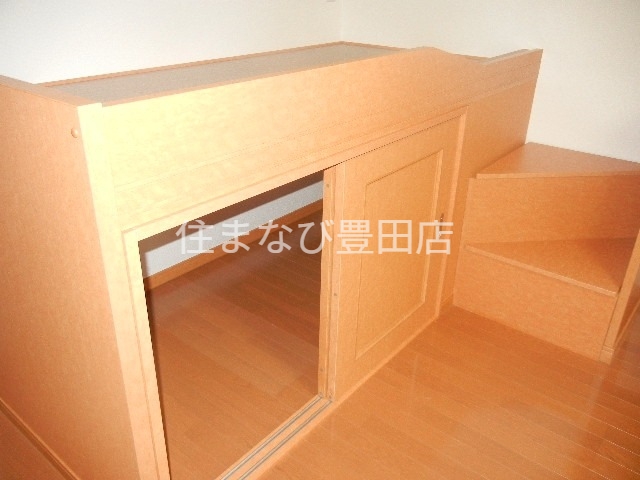 収納　同型タイプ