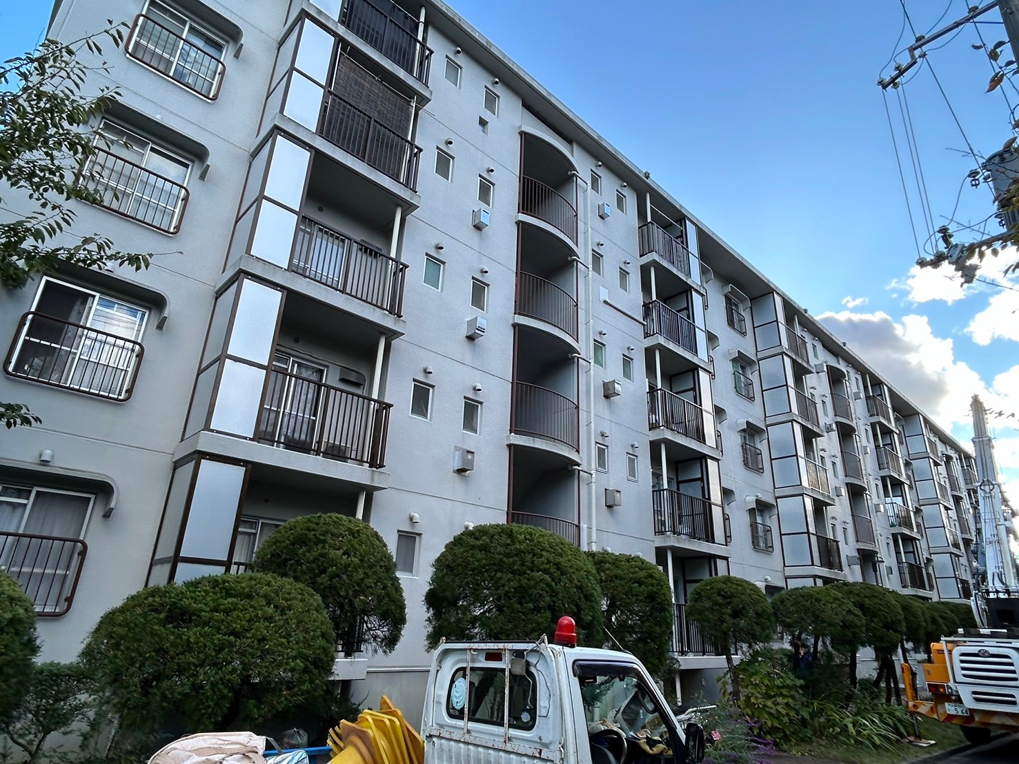 京都市伏見区上ノ山町　マンションの建物外観