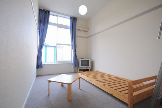 居室・リビング　※別部屋の写真です