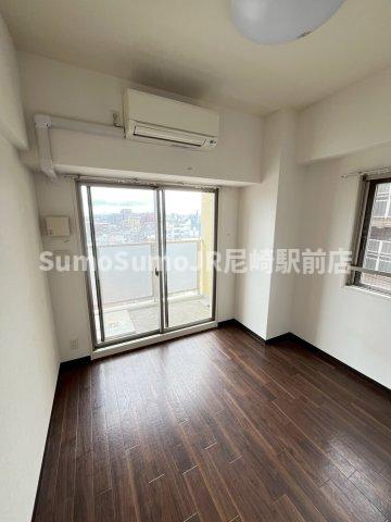 その他部屋・スペース　使い勝手のいい寝室です