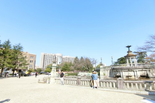 【名古屋市昭和区御器所のマンションの公園】