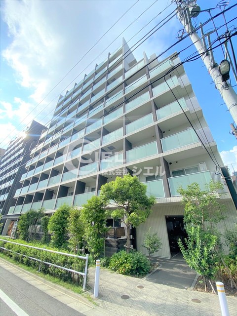 【GENOVIA板橋 west green veilの建物外観】