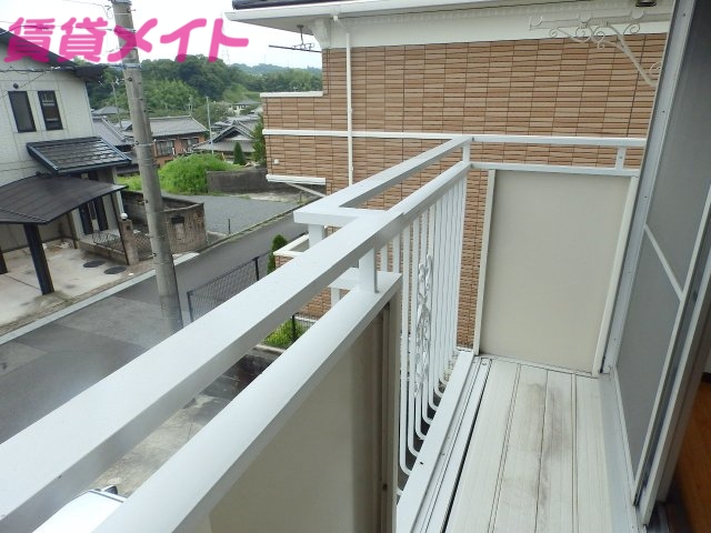 バルコニー　同物件別室写真