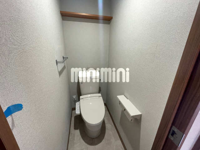 トイレ　ウォシュレット付きトイレです。