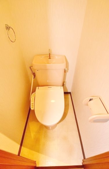 トイレ　★温水洗浄便座付トイレ★