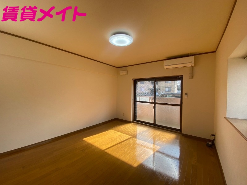 居室・リビング　別部屋参考写真