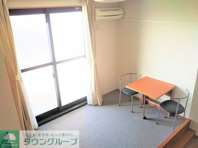 居室・リビング　カーペット仕様