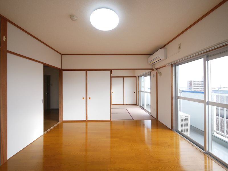 居室・リビング　洋8帖