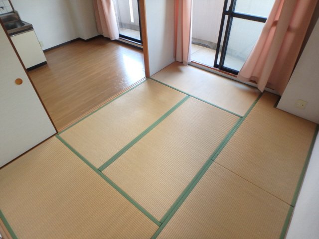 その他部屋・スペース　太陽の恵みを感じる温もりあふれる空間