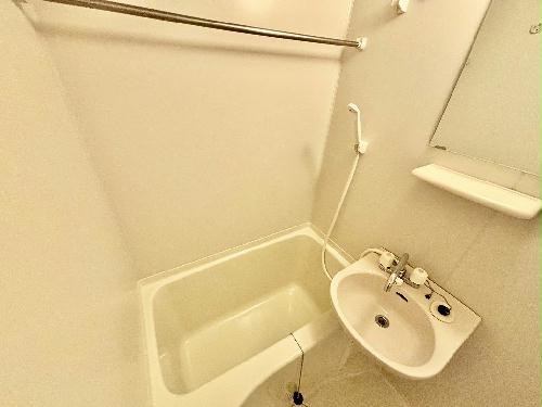 バス・シャワールーム　設備・仕様は号室により異なる為、現状を優先いたします。