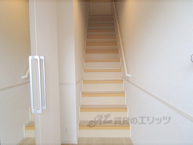 その他部屋・スペース　階段