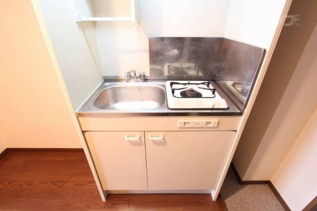 キッチン　※１０２号の写真です