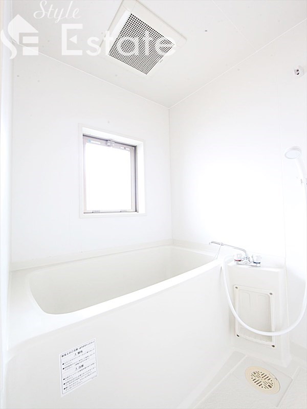 バス・シャワールーム　バスルーム