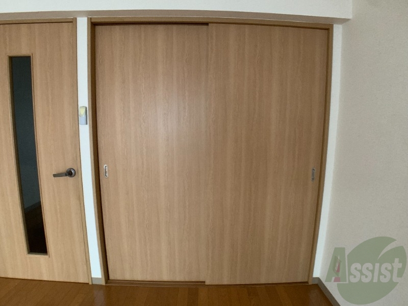 収納　こちらは収納です。中はどうなっているのでしょう。