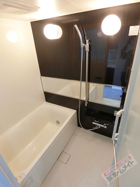 バス・シャワールーム　追い焚き付で寒い日も温まります♪