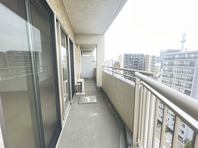 バルコニー　反転タイプ参照