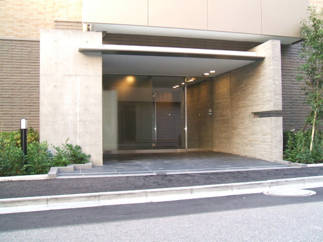 その他　エントランス