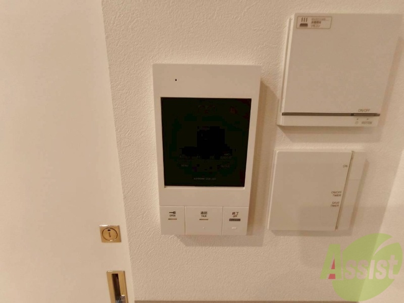 トイレ　モニタ付インターホンでセキュリティ面も安心です。