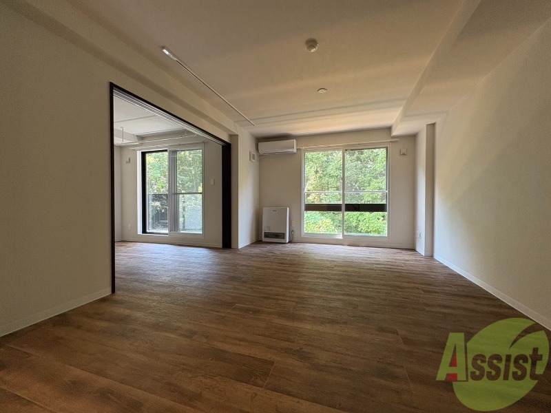 居室・リビング　スタイリッシュな印象のリビングになっています！