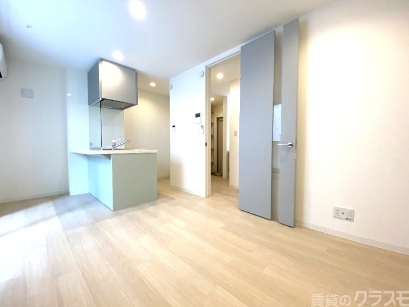 居室・リビング　清潔感いっぱいですね！