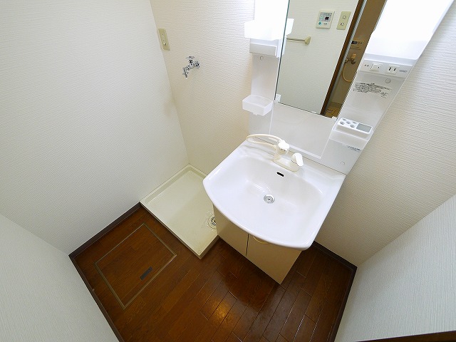 洗面設備　洗面所です