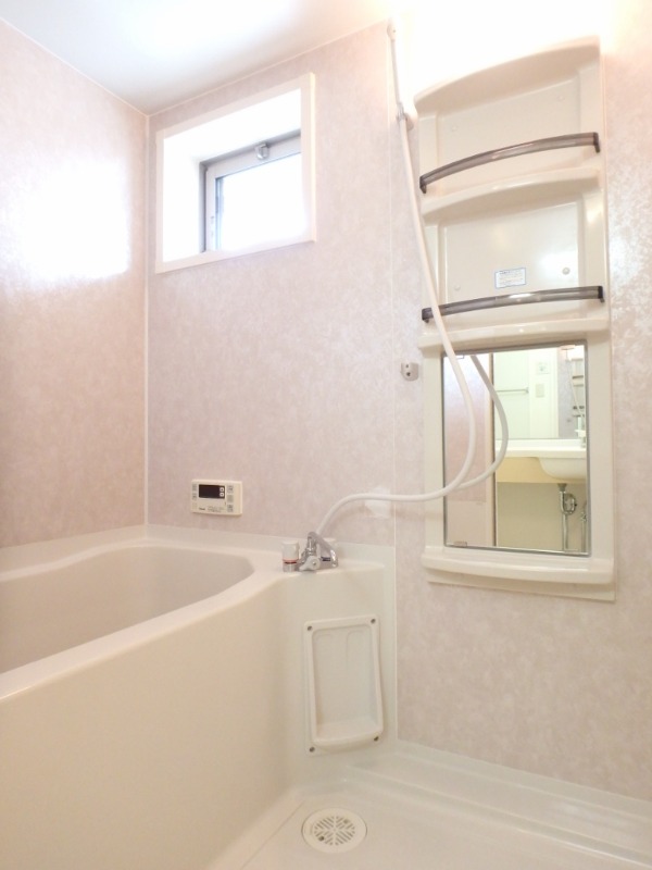 バス・シャワールーム　図面と現状に相違がある場合には現状を優先