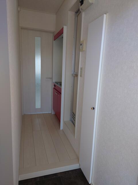 玄関　アンシャンテ稲城