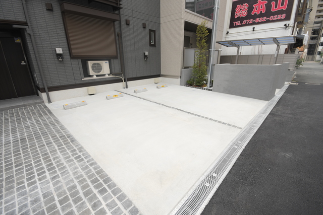 駐車場　駐車場