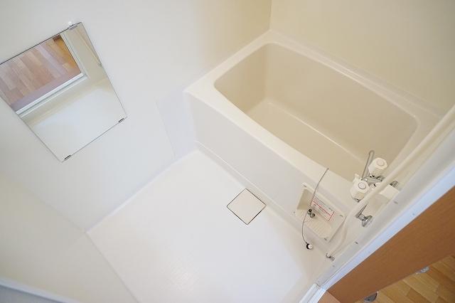 バス・シャワールーム　浴室