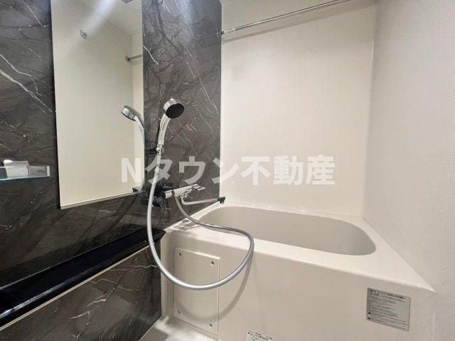 バス・シャワールーム　お風呂で日々の疲れを落としましょう