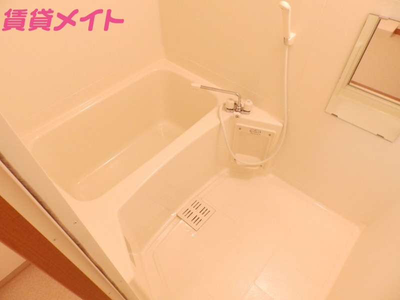 バス・シャワールーム　別部屋参考写真です。
