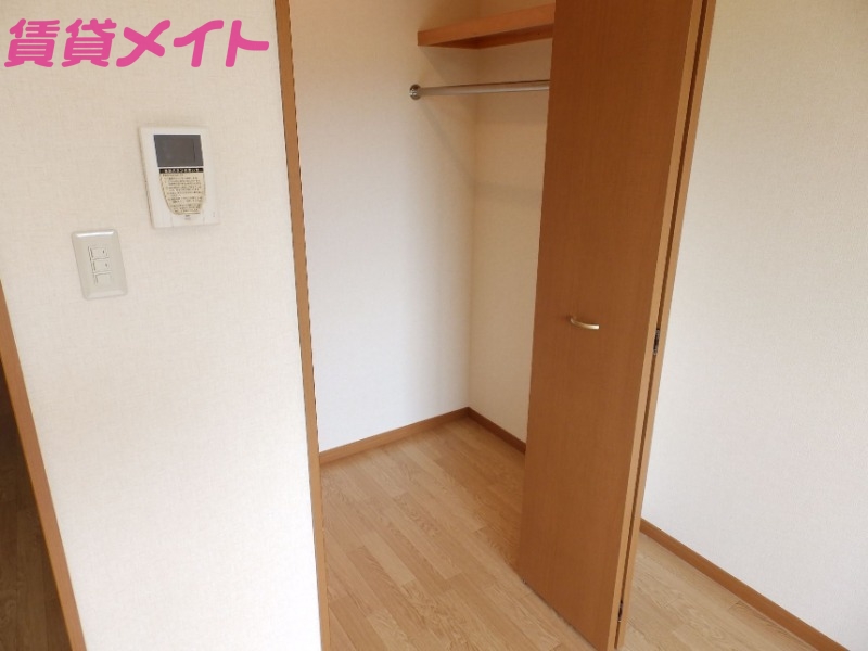 収納　別部屋参考写真です。