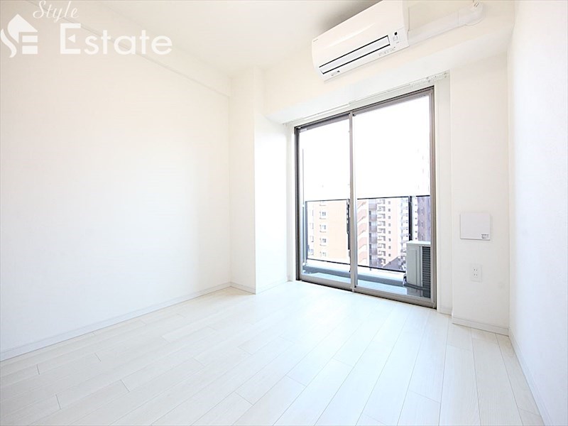 居室・リビング　内装