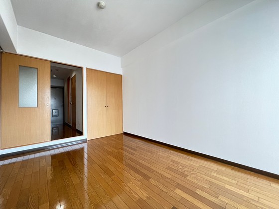 居室・リビング　※別号室の写真です