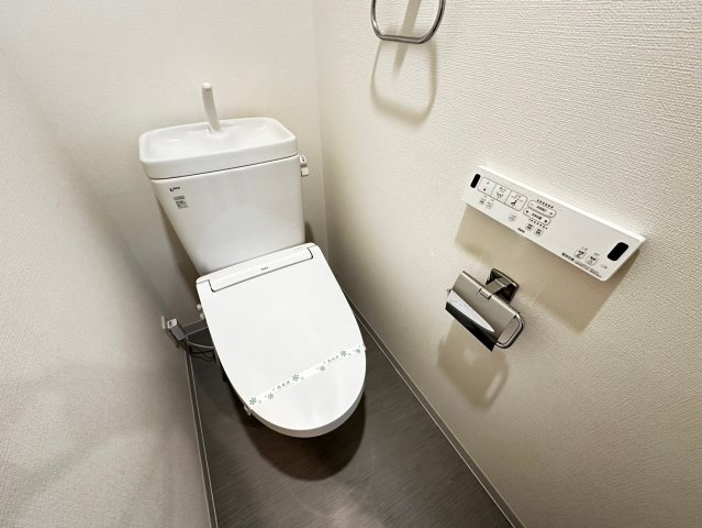 トイレ　詳細は、RISUMO江坂本店→06-6155-7137まで♪