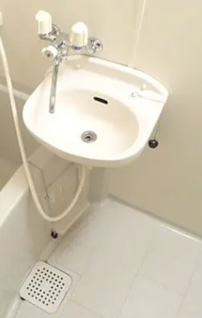洗面設備　別部屋　参考写真